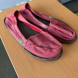 Sanuk Shoes